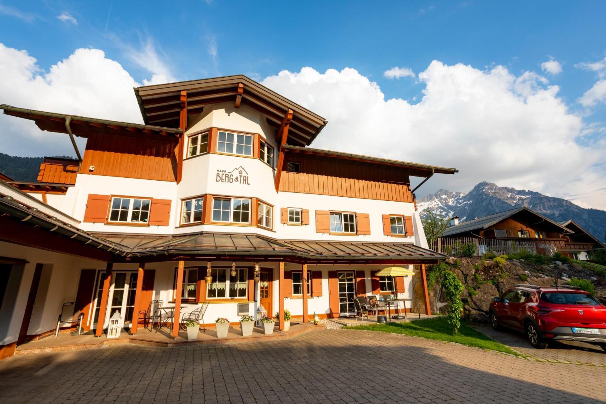 Appartement Haus Berg & Tal à Hirschegg  Extérieur photo